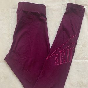 Nike leggings (XS)